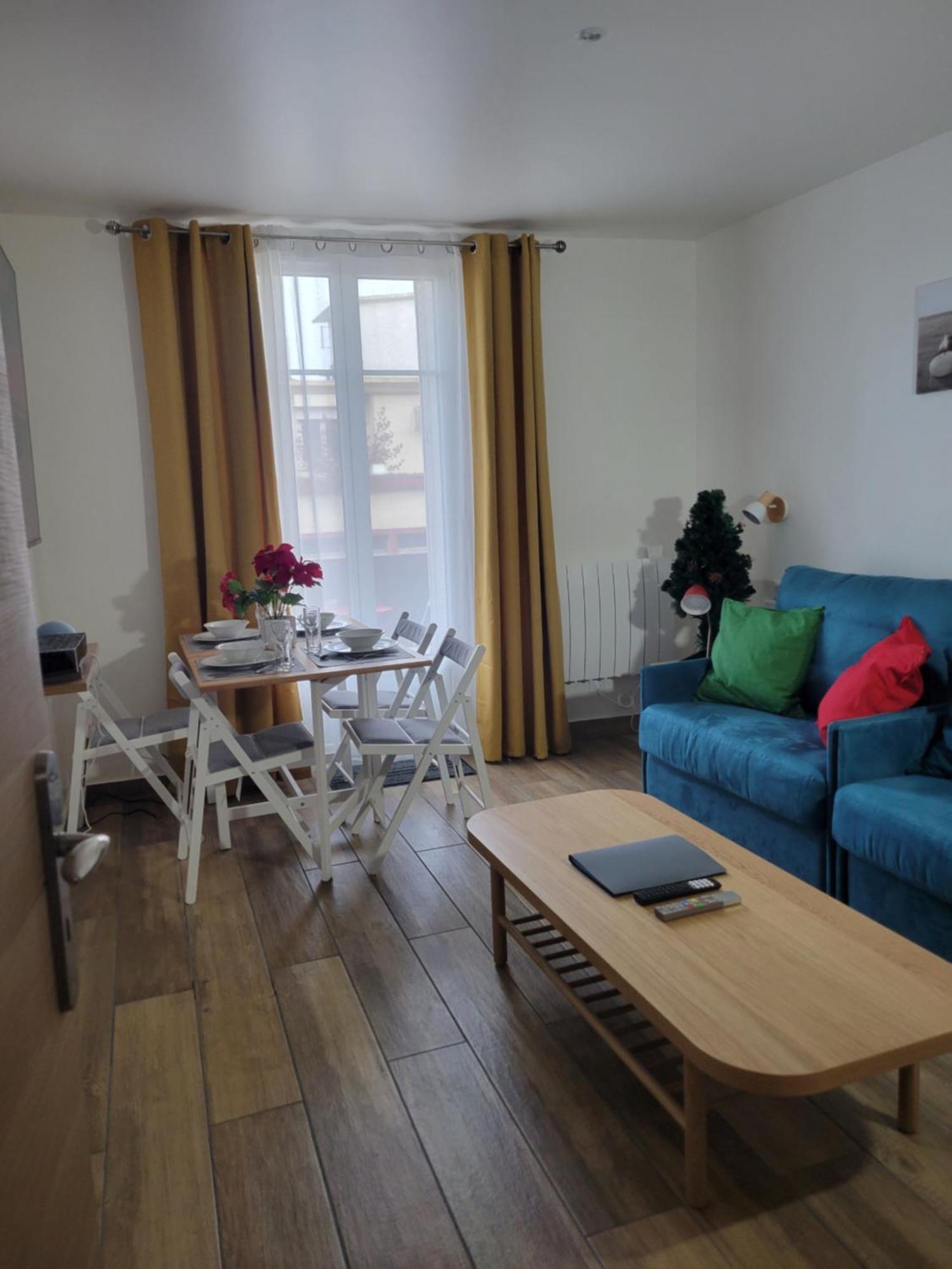 Amazing Apartment A Stone'S Throw From The City Of Lights - Paris Clichy Exterior foto